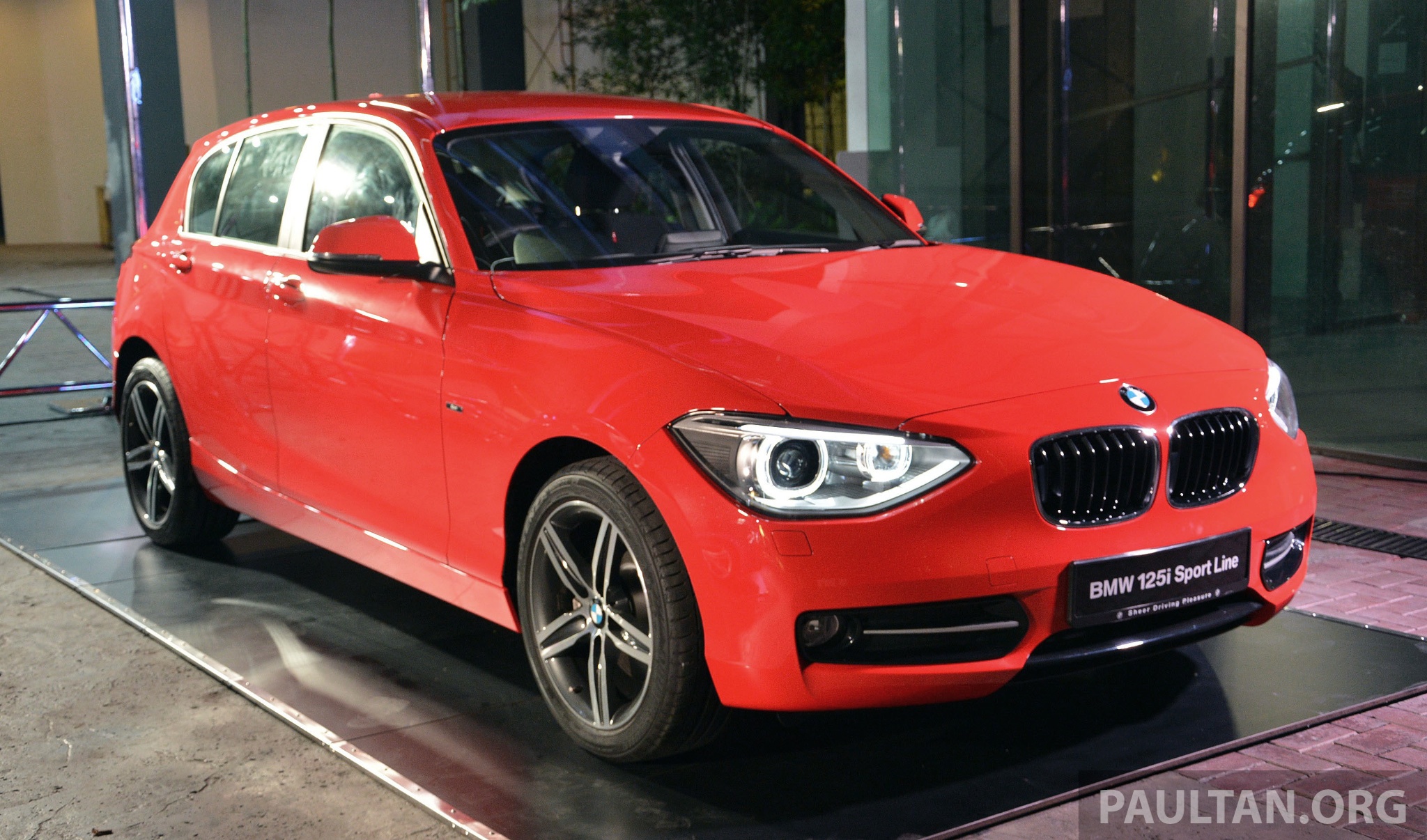 BMW 1 Series (F20) launched in Malaysia 116i, 118i Sport