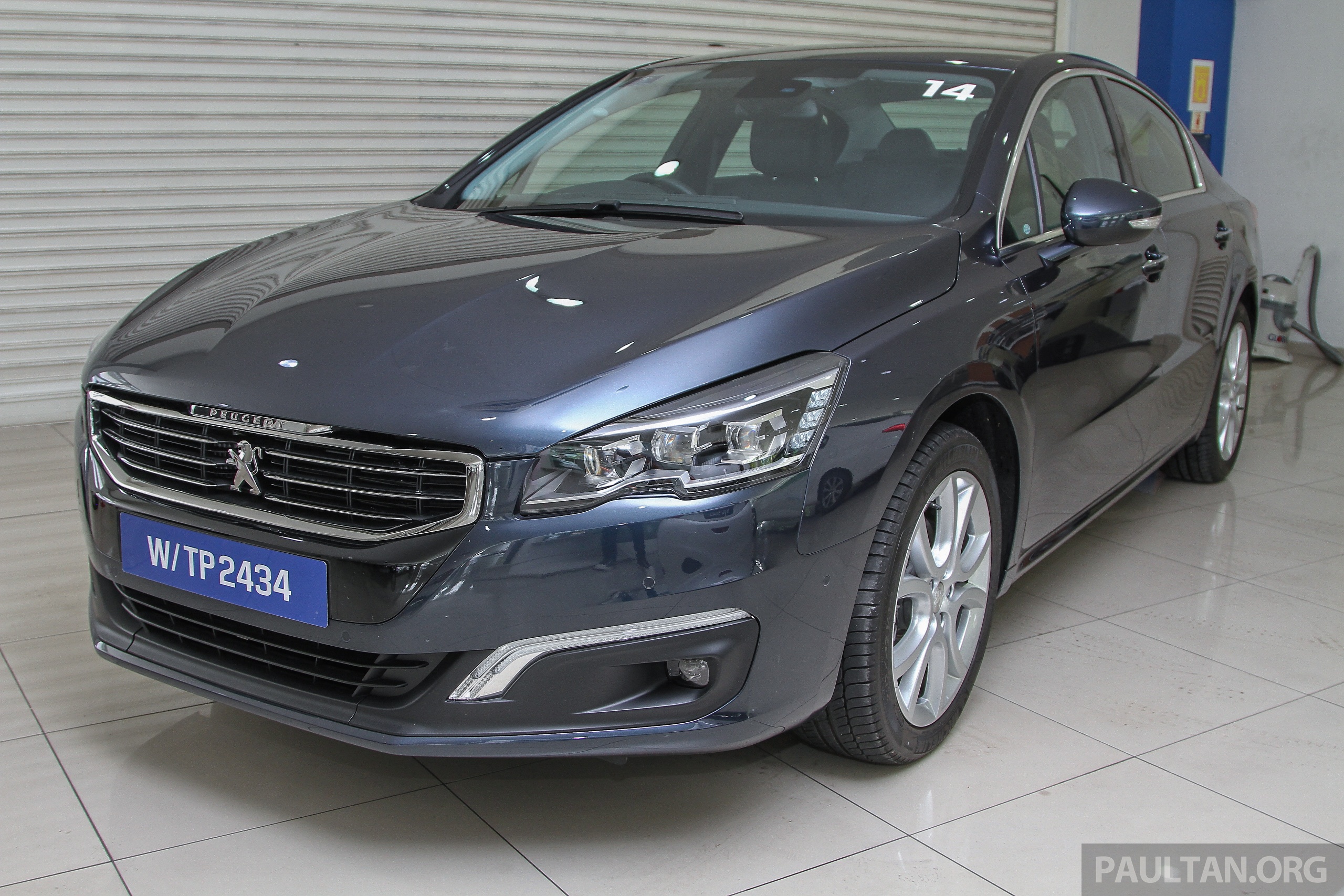 GALLERY Peugeot 508 THP facelift in showrooms