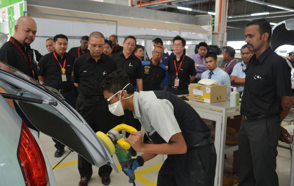 Perodua Body And Paint Subang - Perokok e