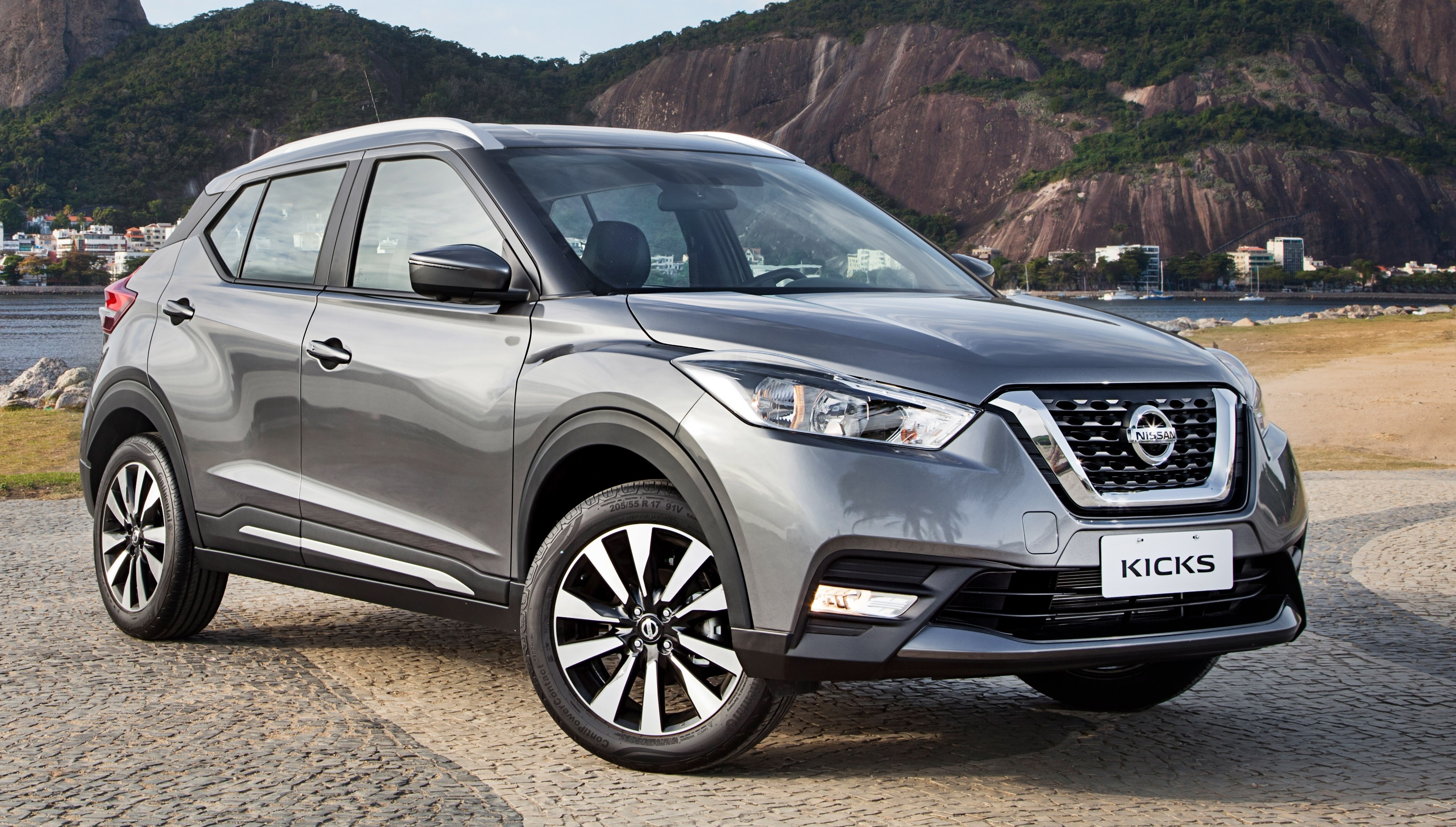 Nissan Kicks Brazil starts the ball rolling in August Image 525610