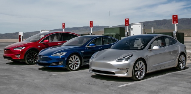 2017-Tesla-Model-3-2016-Tesla-Model-X-Te