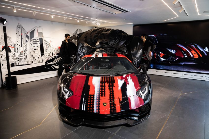 Lamborghini Aventador S Yamamoto makes its debut ...